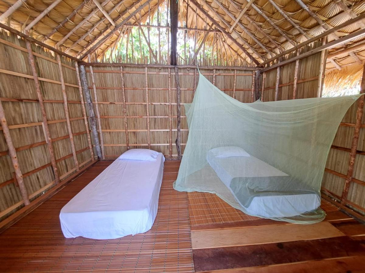 Coco Huts Guest House Waisai Kültér fotó